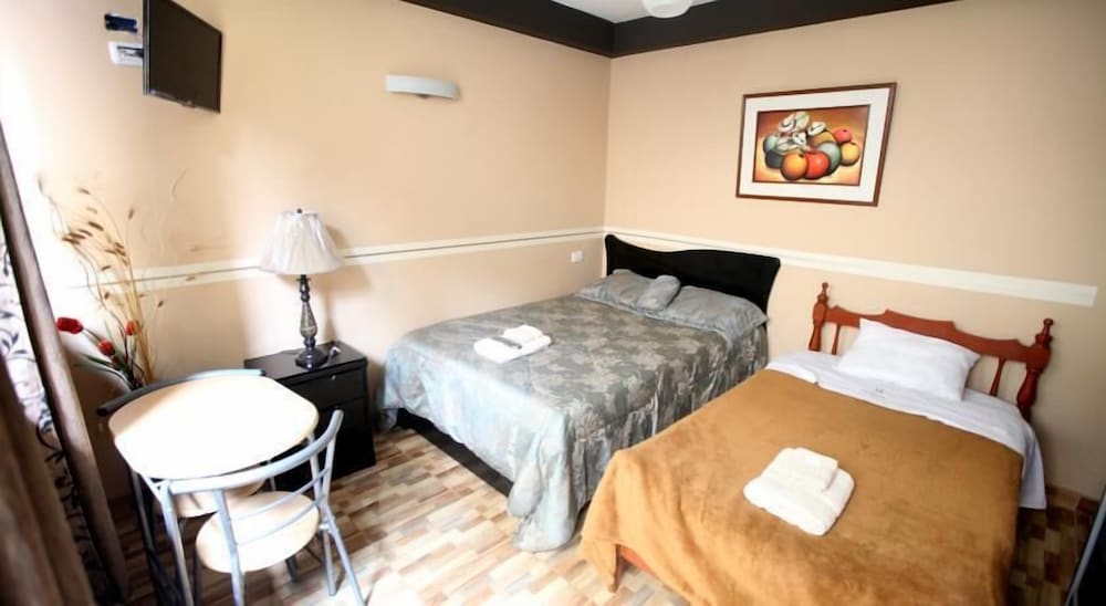 Room, Private Bathroom (With 2 beds) photo 1