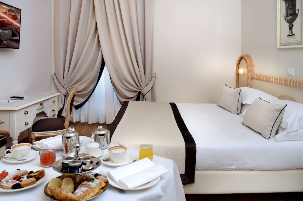 Deluxe Room - Photo 3
