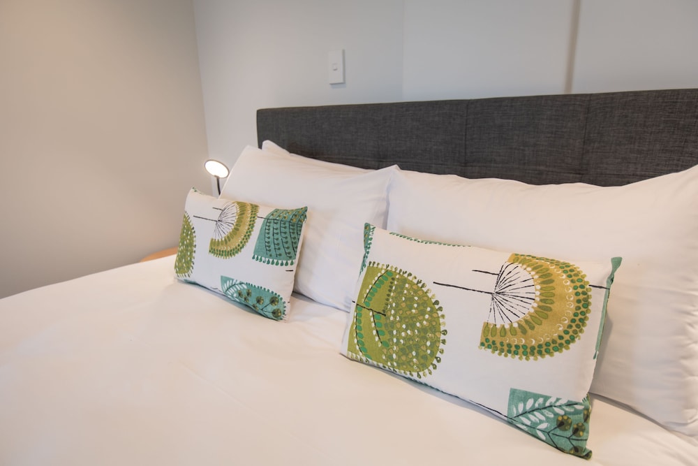 Studio Apartment - Photo 8