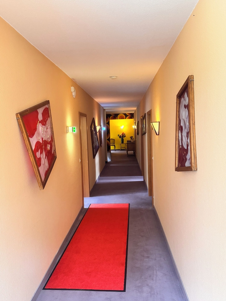 Quadruple Room, Mountain View photo 2