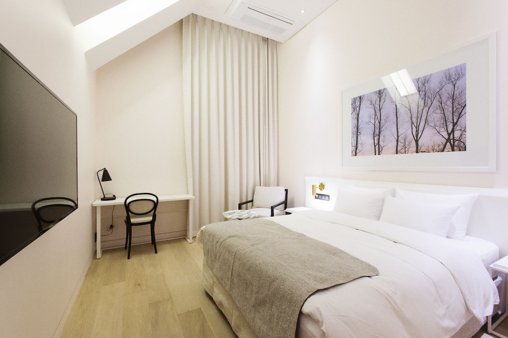 Standard Room - Photo 4