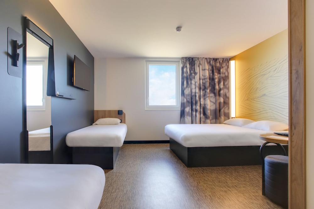 Quadruple Room, Non Smoking - Photo 1