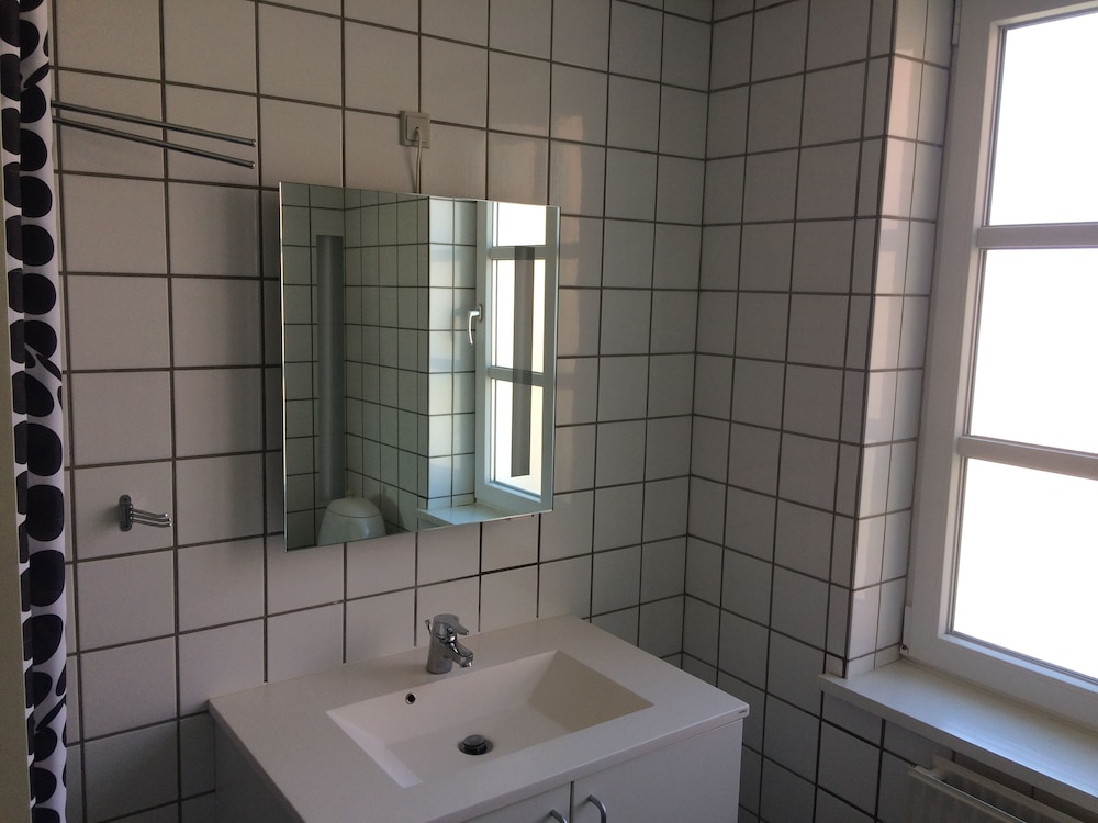Comfort Apartment, 2 Bedrooms, Kitchen thumbnail 5