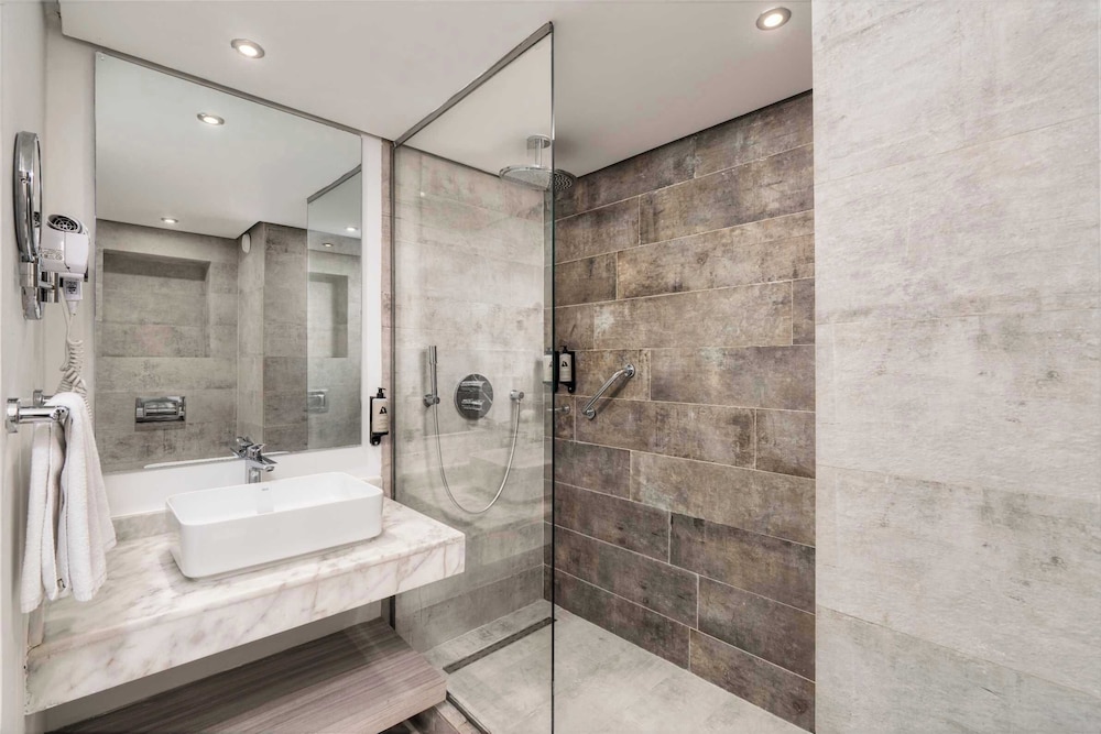 Family Duplex (Suite) - Photo 11