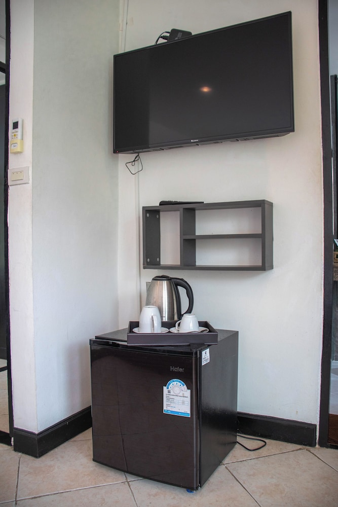Family Room with Bath - Photo 10