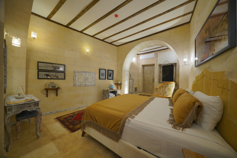 Panoramic Room - Photo 6