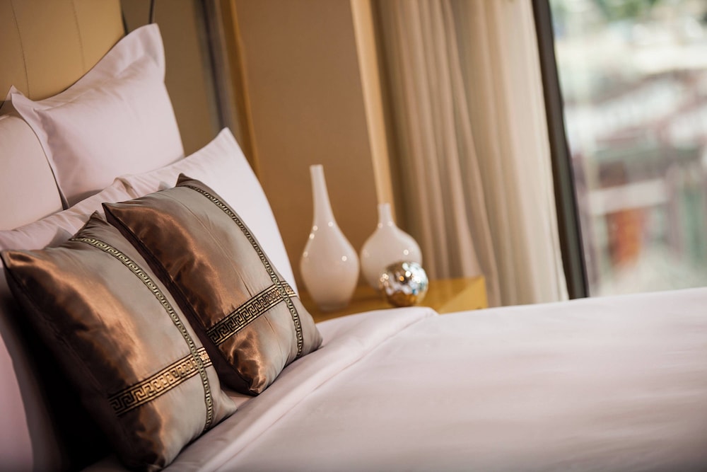 Bund River View Suite photo 1
