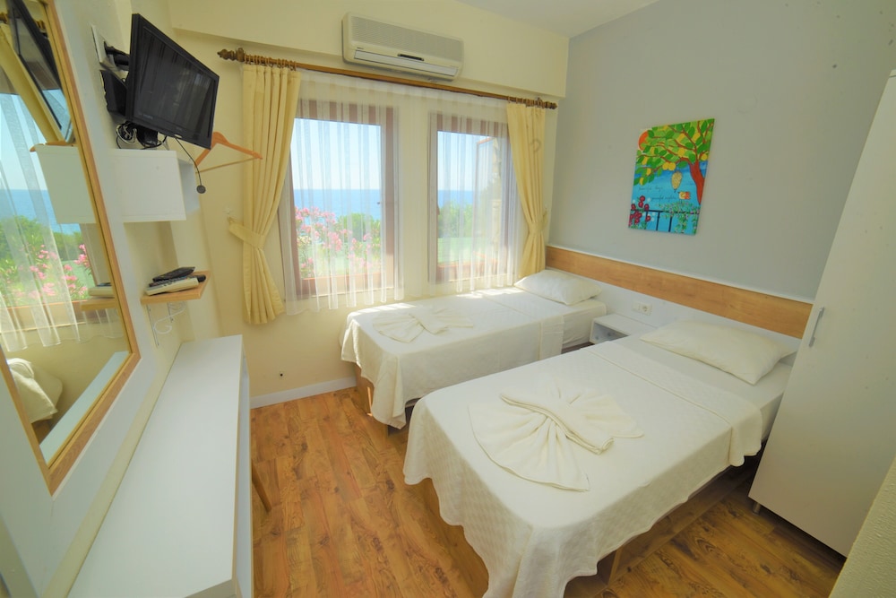 Twin Room, Sea View photo 1