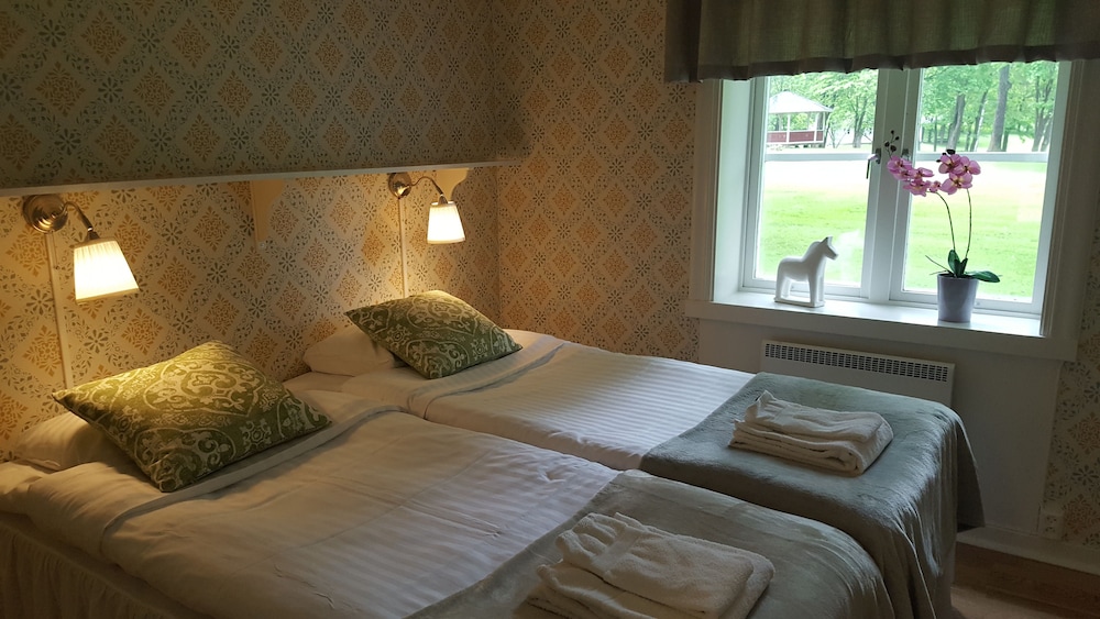 Family Apartment, 2 Bedrooms, Garden Area photo 2