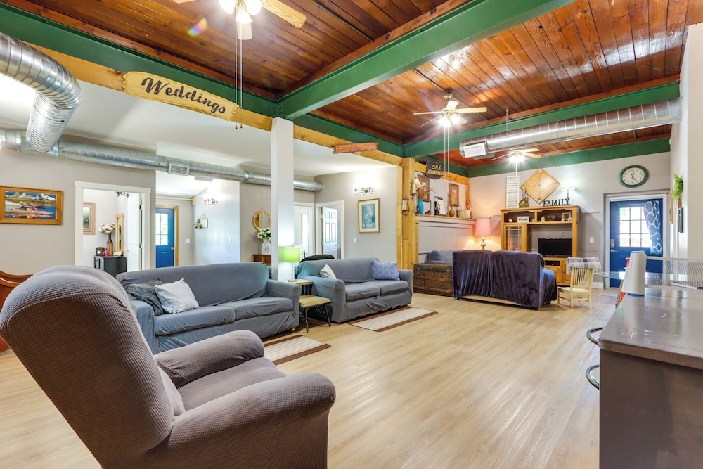 House (4 Bedrooms) photo 2