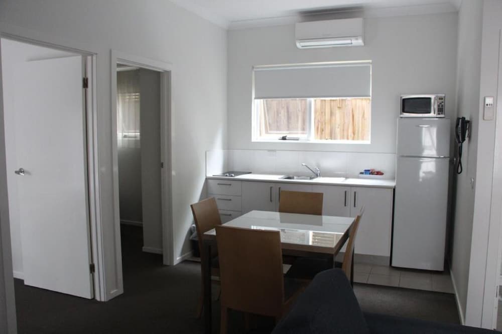 Two Bedroom Family Unit photo 2