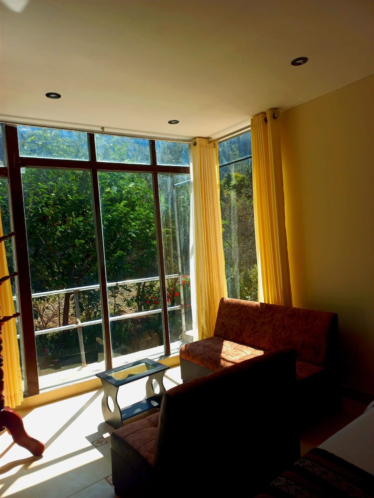Superior Triple Room photo 2