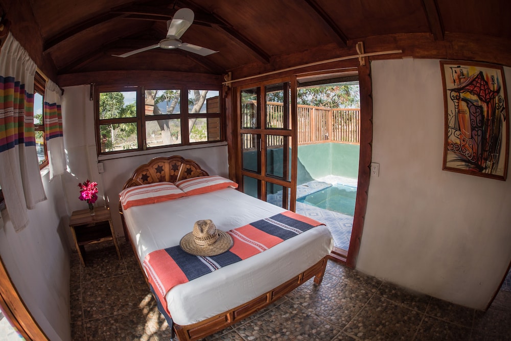 Design Cabin, Private Pool (Rosi)