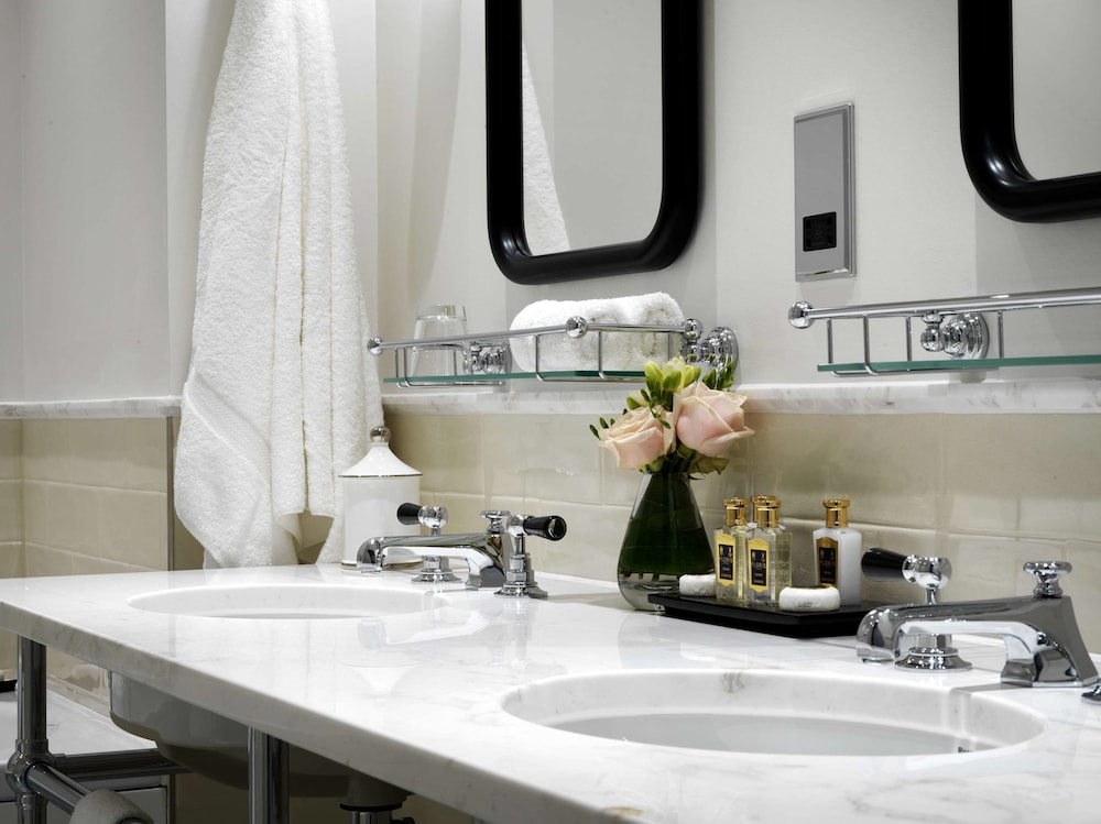 Carriage House Room