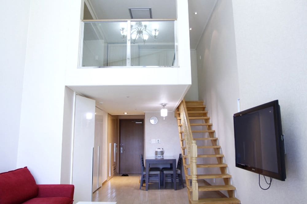 Family Duplex (25PY) photo 1