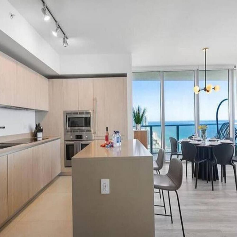 On the Beach- Amazing Ocean Views w top Amenities, Foto 33