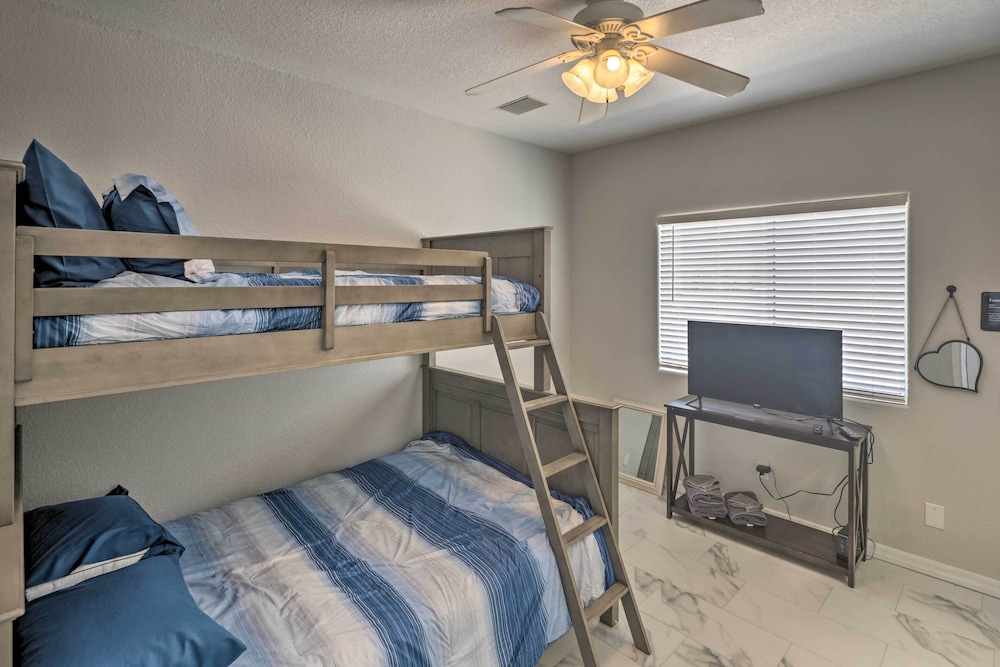 House (4 Bedrooms) photo 1