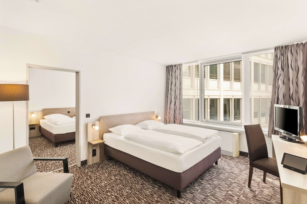 Family Room, Multiple Beds - Photo 1