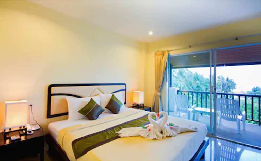 Romantic Ocean View Suite - Photo 4
