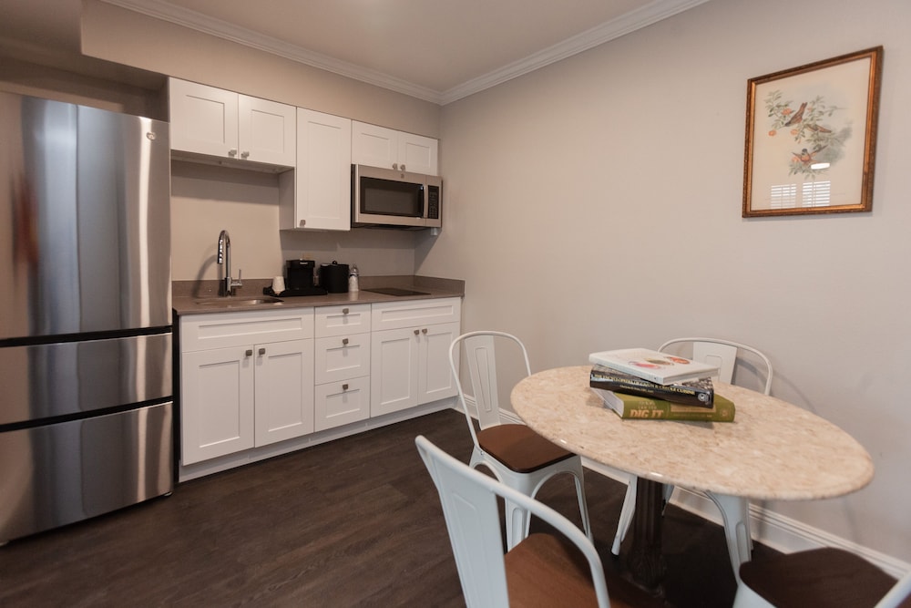 Suite, 1 Bedroom photo 3