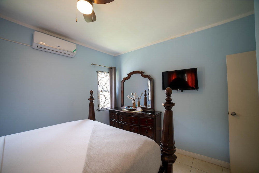Elite Room, 2 Bedrooms, Garden View, Garden Area photo 3