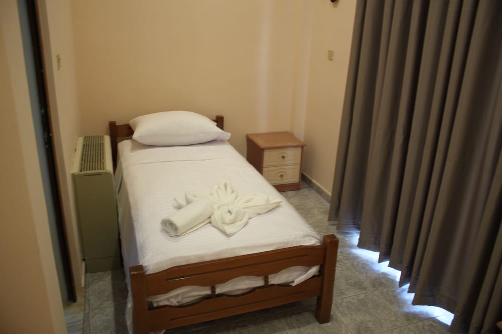 Basic Single Room