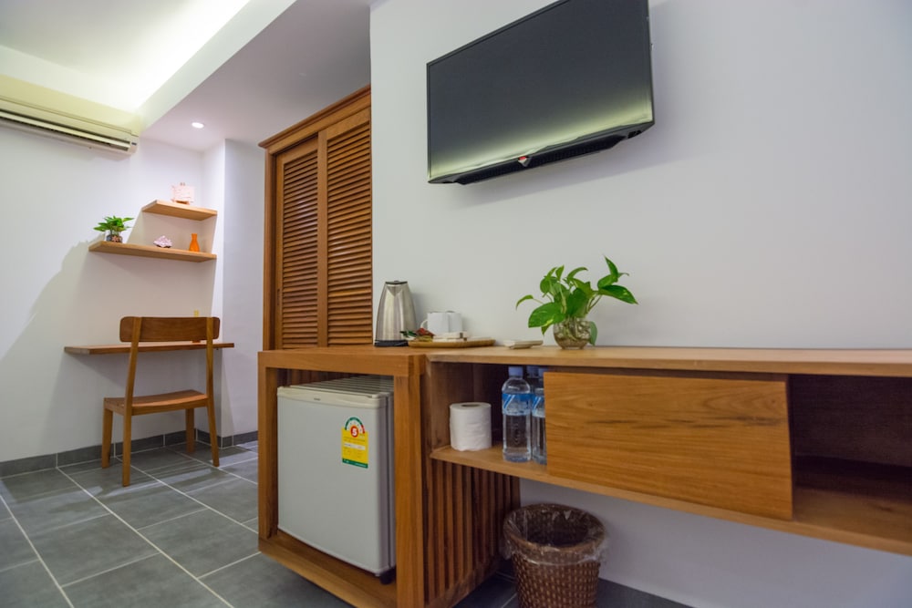 Deluxe Triple Room (Free Airport Pick Up) photo 2