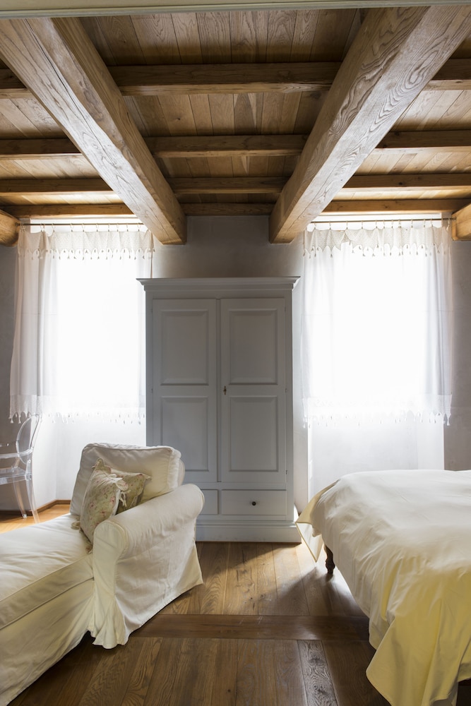 Deluxe Suite (2 Pax) photo 2