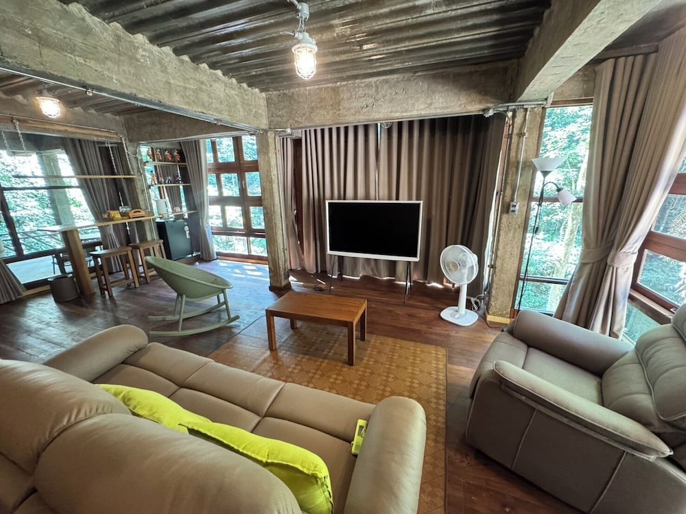 Design Studio Suite, 1 Bedroom, Non Smoking, River View photo 1