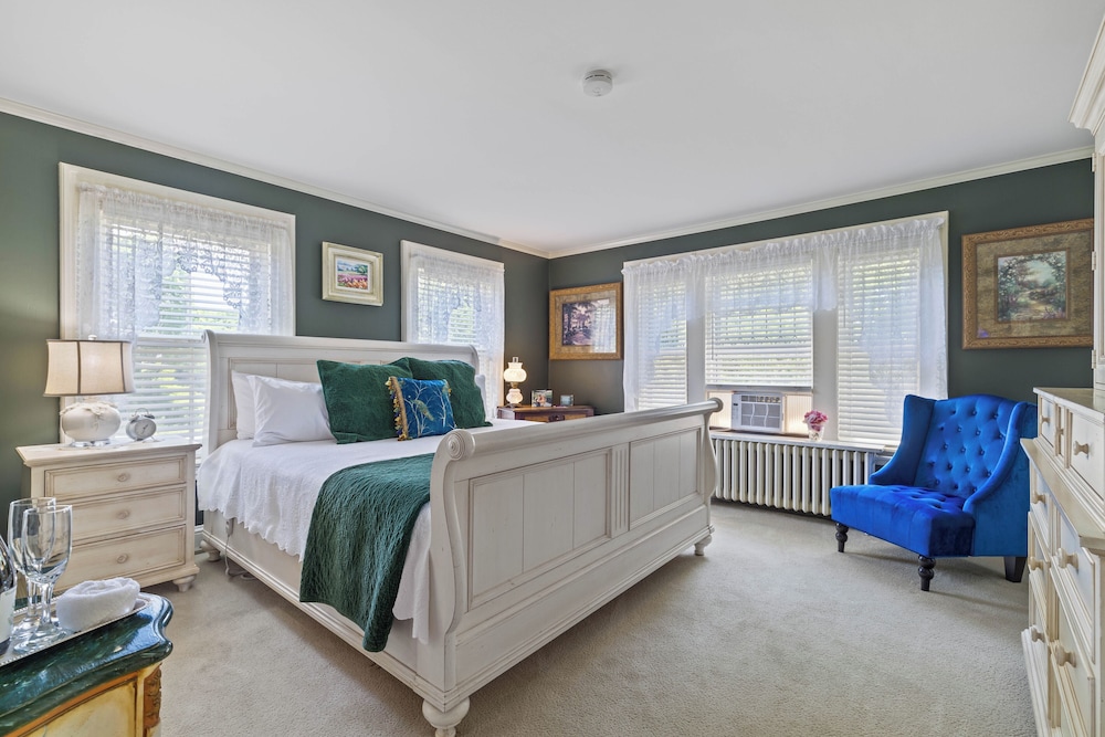 The Haddam Room photo 1
