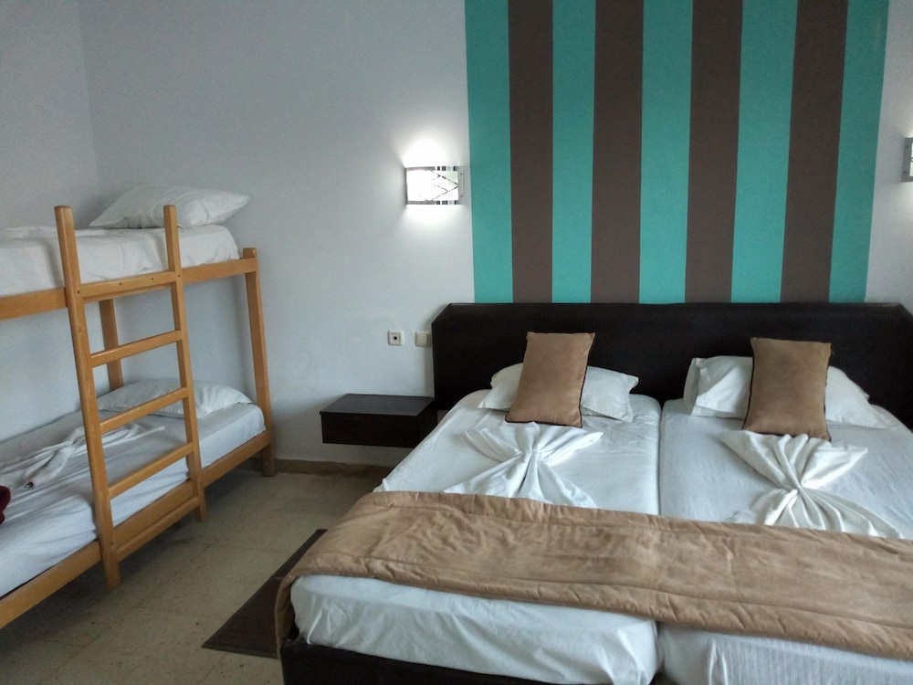 Quadruple Room photo 1