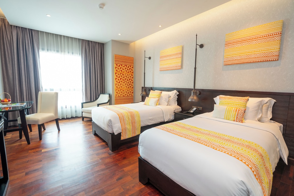 Deluxe Twin Room, 2 Twin Beds, Non Smoking, City View - Photo 3