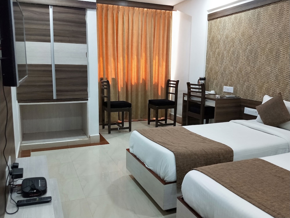 Deluxe Room - Photo 1