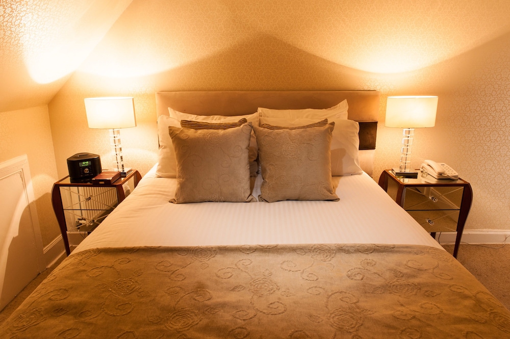 Double Room (Petite) - Photo 2