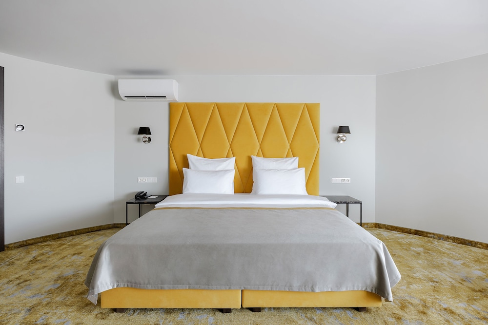 Executive Duplex Suite