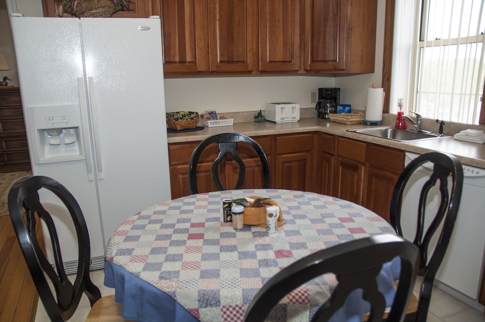 Suite, Ensuite (Suite 9) photo 3