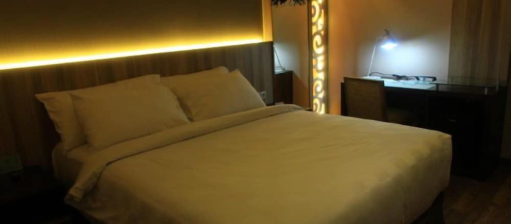Superior Double Room, Smoking photo 2