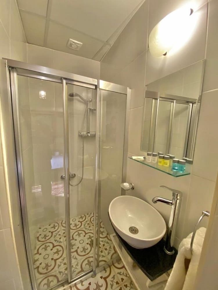 Deluxe Double Room - Photo 2