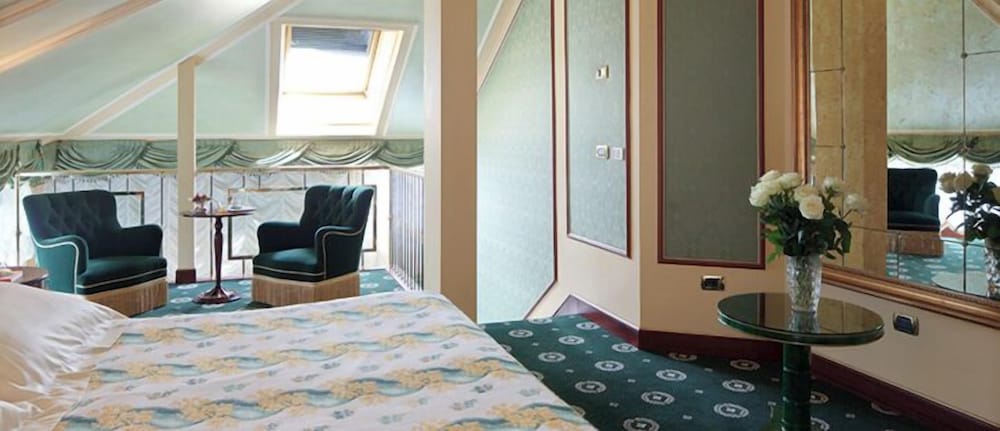 Senior Suite, vista lago - Photo 7