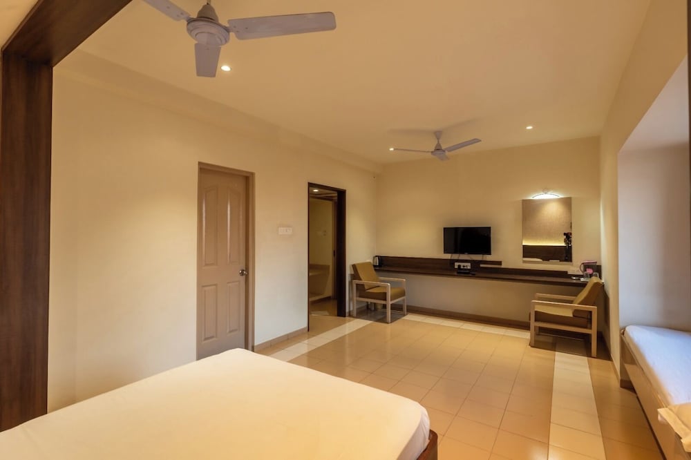 Family Suite, Hill View