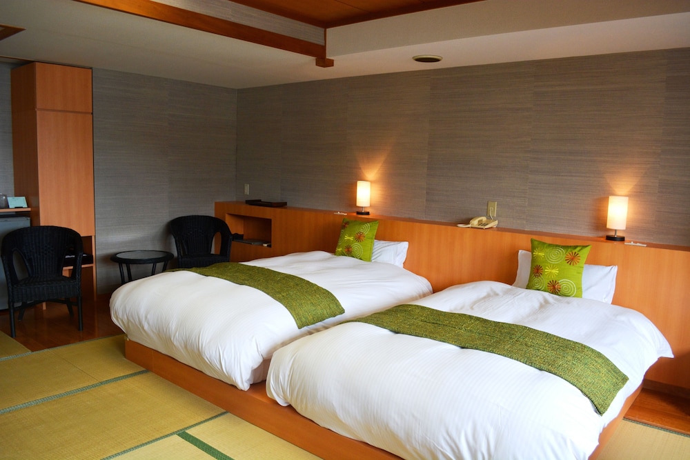 Ocean View Japanese Style Twin Room with Open-air Bath photo 3
