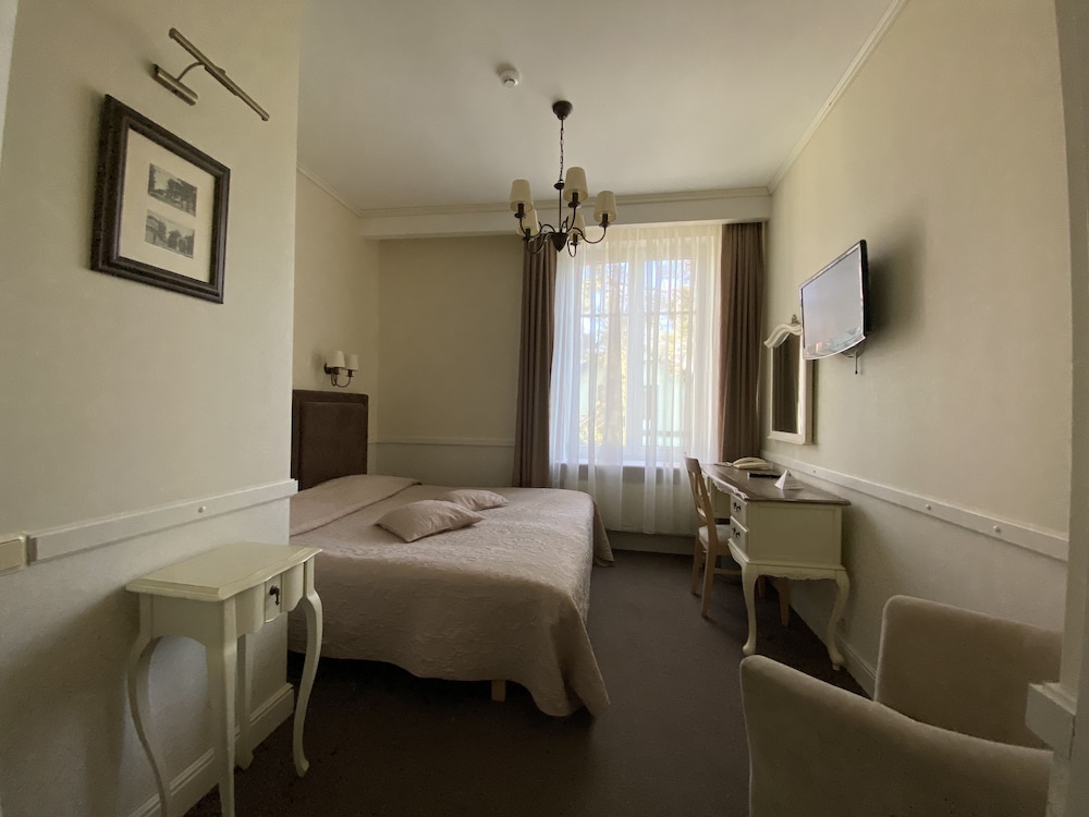 Standard Double Room - Photo 6