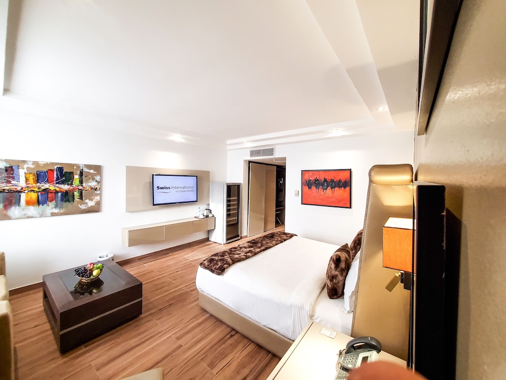 Deluxe Room, 1 King Bed - Photo 6