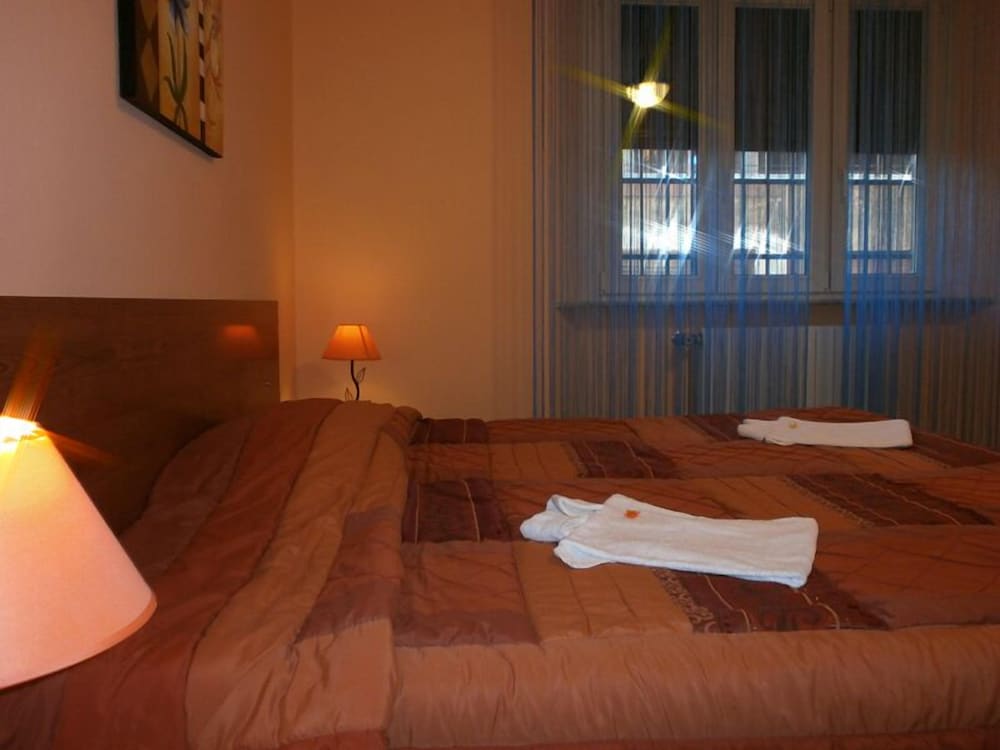 Quadruple Room, Ensuite photo 2