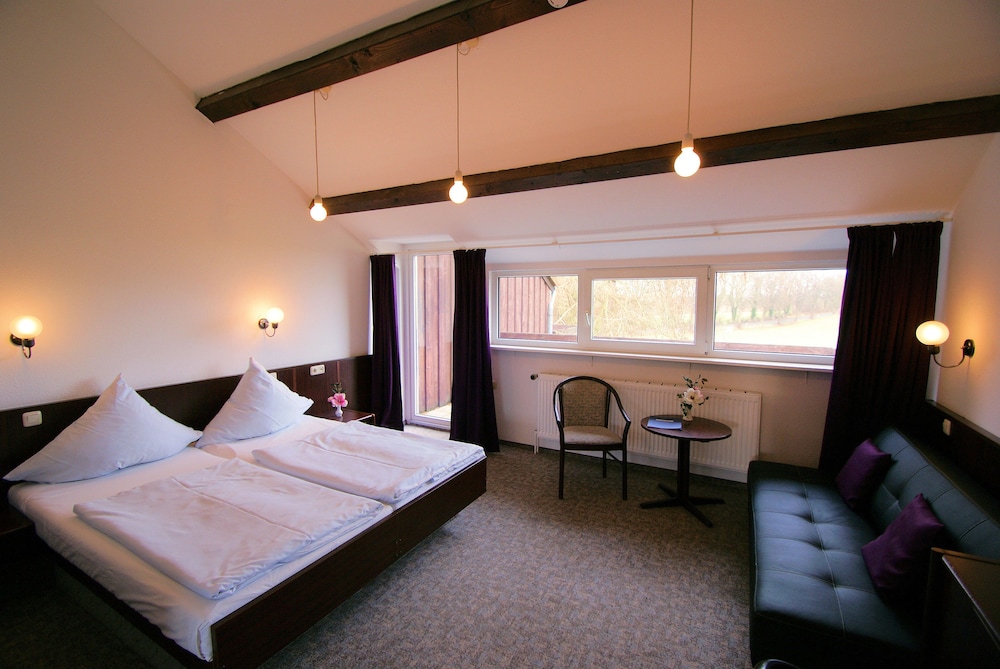 Single Room photo 2
