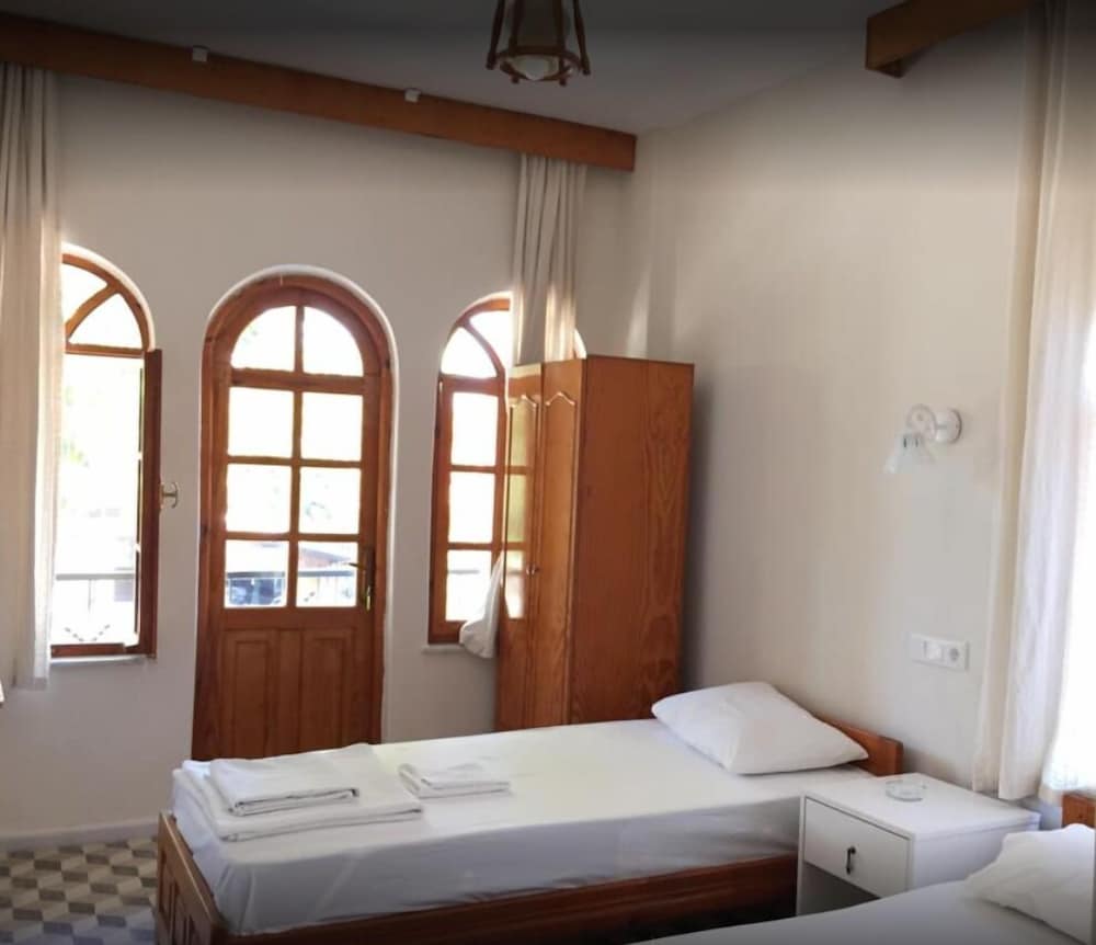 Standard Triple Room photo 1