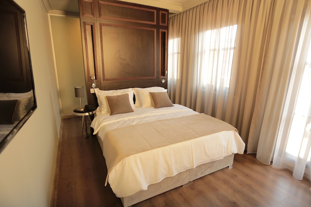 Junior Suite, Non Smoking, Balcony photo 1