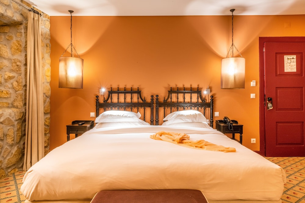 Superior Double or Twin Room (Castle)