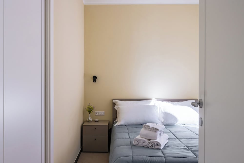 Apartment (2 Bedrooms)
