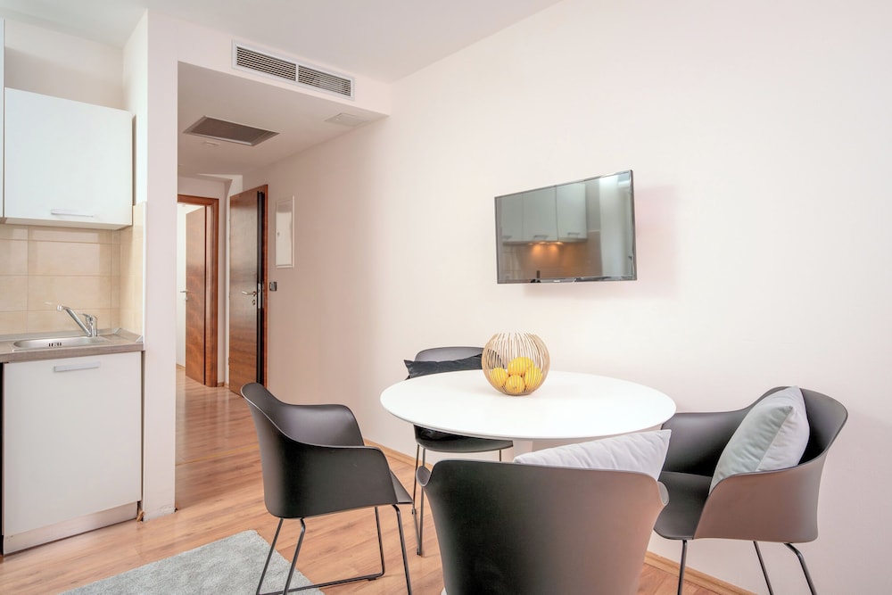 Premium Apartment, Balcony, Sea View photo 2